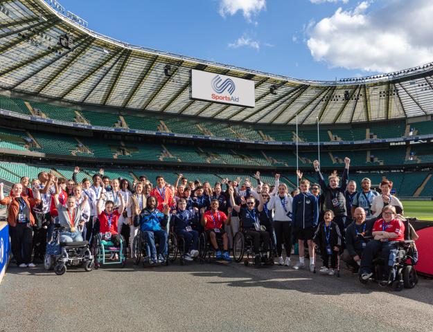 SportsAid Live Group cheering